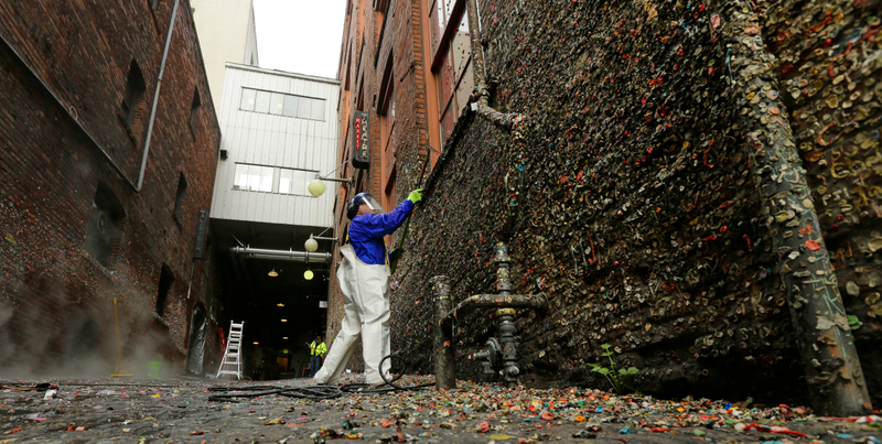 Illustration for article titled Seattle's Famous Gum Wall Is Being Scrubbed Away to Bare Brick